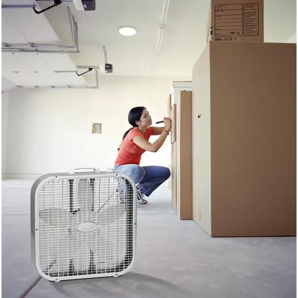 20 In. 3 Speed Air Circulating Box Fan for Home in White with save Smart Technology, 1820 CFM and Carry Handle20 In. 3 Speed Air Circulating Box Fan for Home in White with save Smart Technology, 1820 CFM and Carry Handle